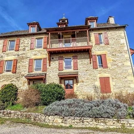 4 Bedroom Stunning In D Mandailles