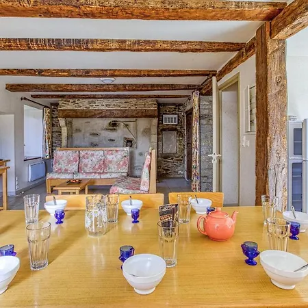 4 Bedroom Stunning In D Mandailles * Castelnau-de-Mandailles