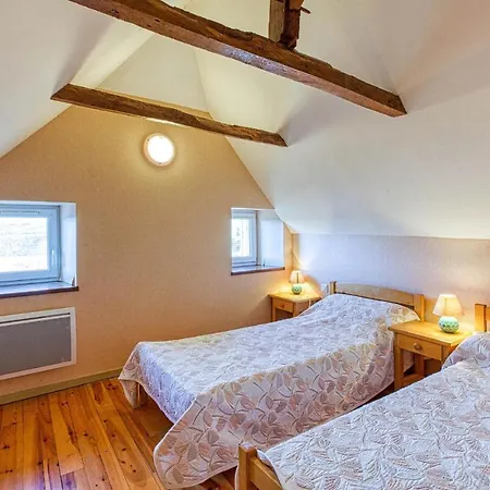 4 Bedroom Stunning In D Mandailles Castelnau-de-Mandailles